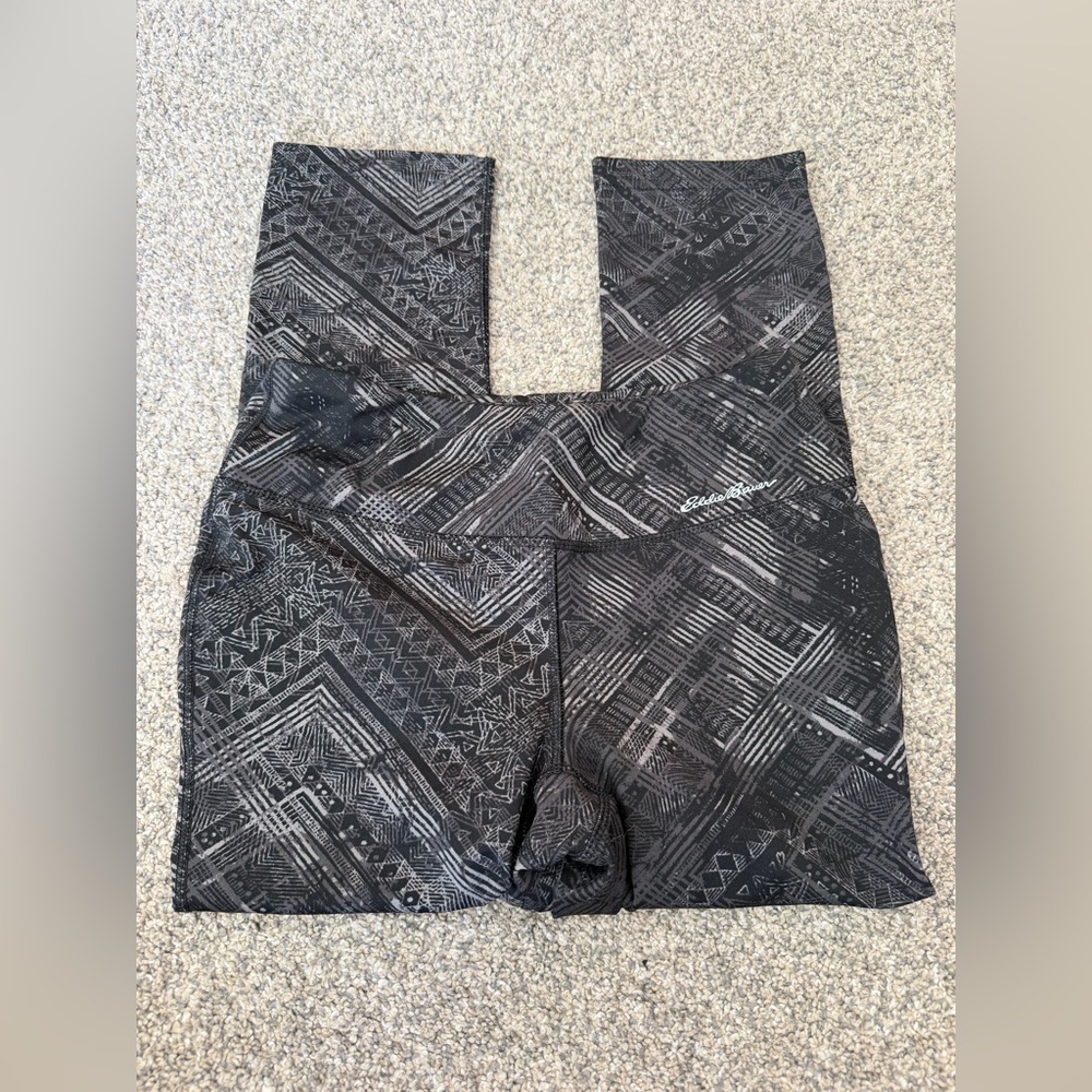 Eddie Bauer Capri Leggings - Picture 2 of 6